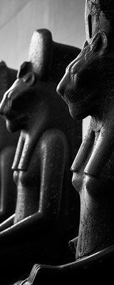 Egyptian goddess Sekhmet statue thumbnail